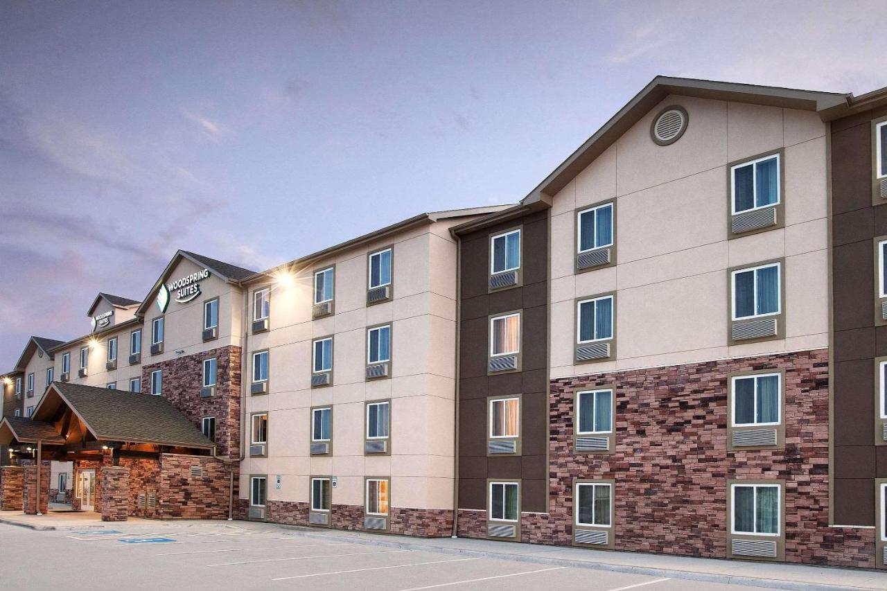 Woodspring - North Dallas 2*